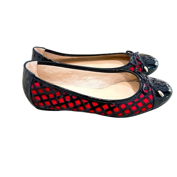 Fs/ny red & black patent laser cut round toe ballet flat shoes size 8 - Picture 1 of 9